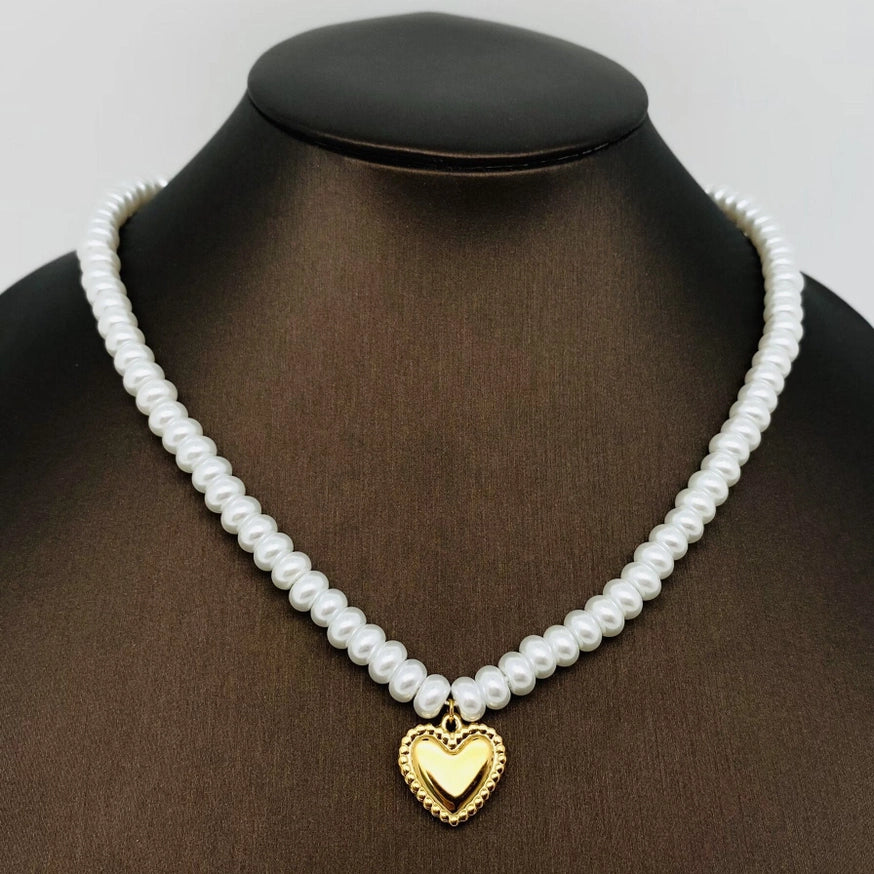 18k Gold Plated Heart-Shaped Charm Pearl Beaded Necklace